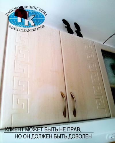 Очистка кухонной мебели после ремонта