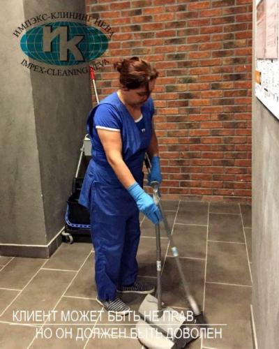 Уборка лестниц и лестничных площадок