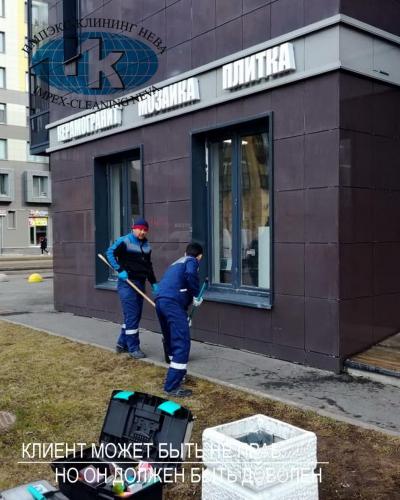 Очистка фасада жилого дома