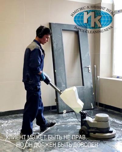 Уборка многоквартирного дома после строительства