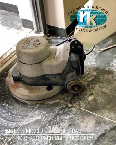 Уборка многоквартирного дома после строительства