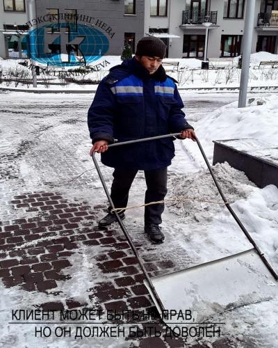 Уборка территории зимой