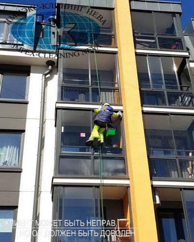 Моем фасады многоквартирных домов на любой высоте
